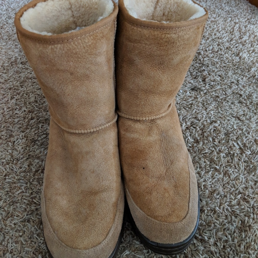 Mens lambskin snow boots- size 12